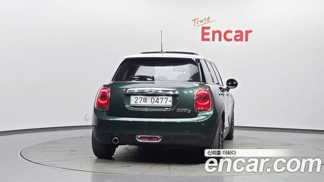 MINI Cooper D 4