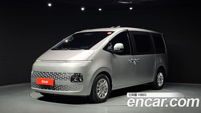 Hyundai Staria — 1