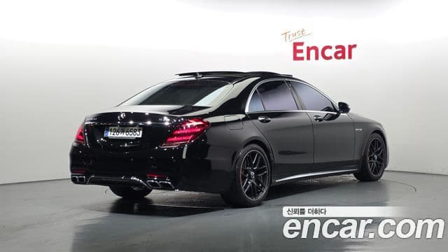 Mercedes-Benz S-Class W222 2