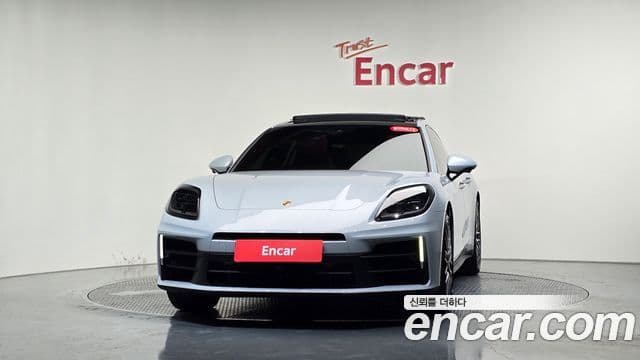 Porsche Panamera (976) 2