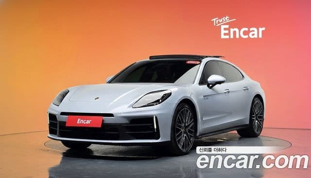 Porsche Panamera (976) — 1