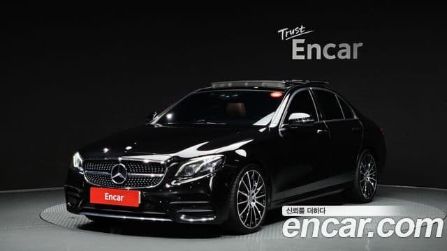 Mercedes-Benz E-Class W213 1