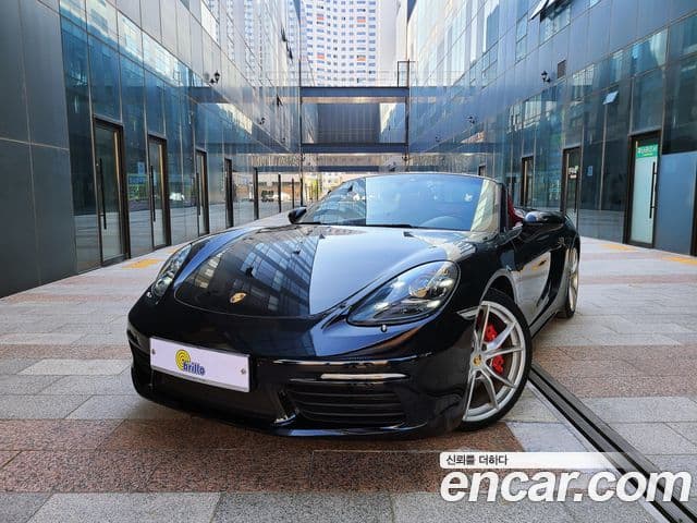 Porsche 718 Boxster 1