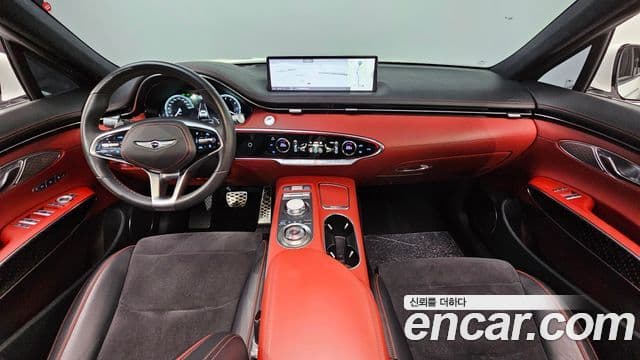 Genesis GV70 4