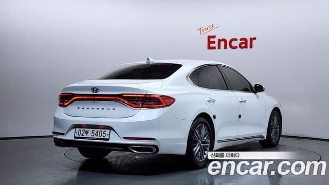 Hyundai Grandeur IG 2
