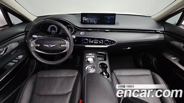 Genesis GV70 4