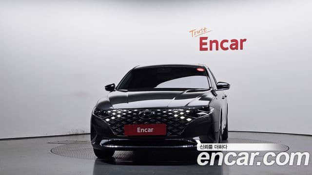 Hyundai The New Grandeur IG Hybrid 3