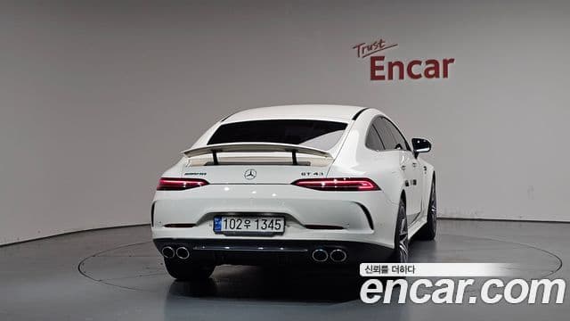 Mercedes-Benz AMG GT 4