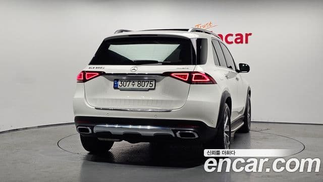 Mercedes-Benz GLE-Class W167 4