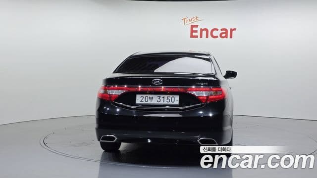 Hyundai Grandeur HG 3