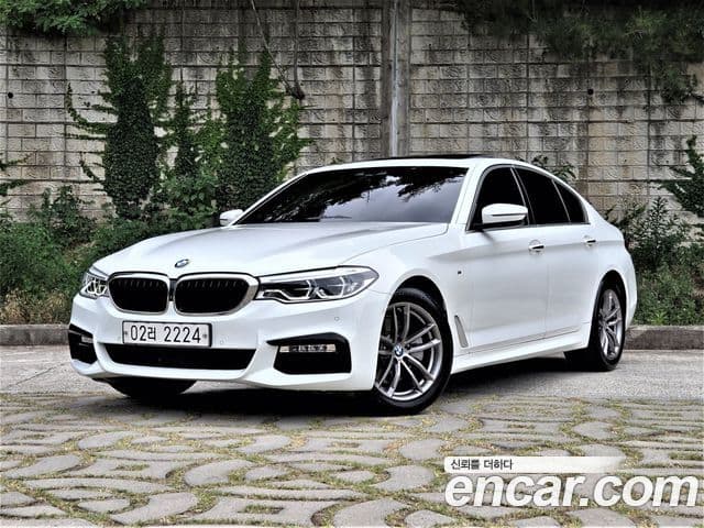 BMW 5 Series (G30)