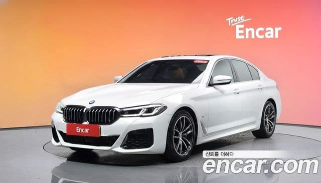 BMW 5 Series (G30)