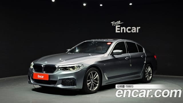BMW 5 Series (G30)