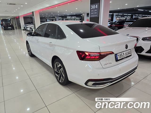 Volkswagen Jetta 7th Gen 2