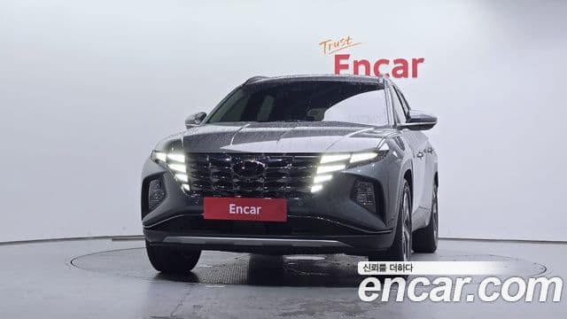 Hyundai Tucson (NX4) 2