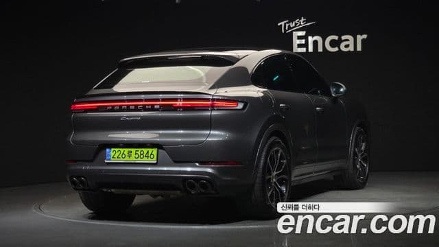 Porsche Cayenne (PO536) 2
