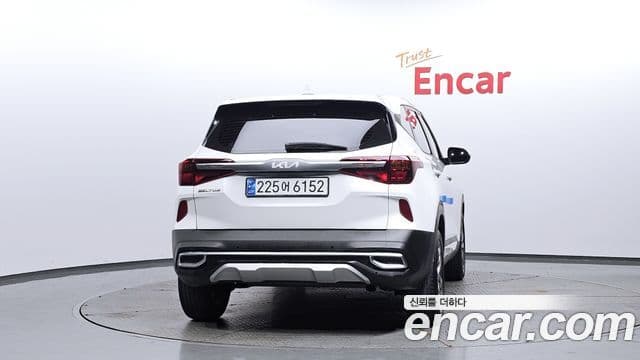 Kia Seltos 4
