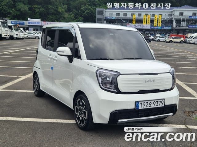 Kia The New Kia Ray 1