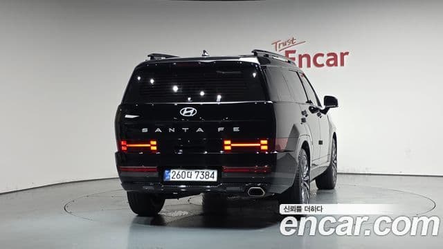Hyundai Santa Fe (MX5) 4