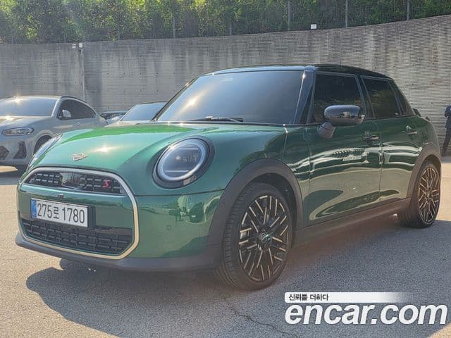 MINI Cooper S 4th Gen 1