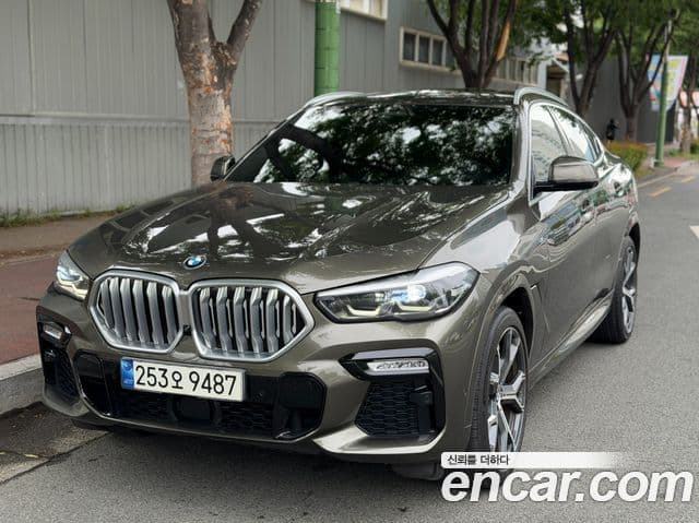 BMW X6 (G06)