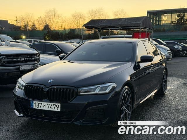 BMW 5 Series (G30)