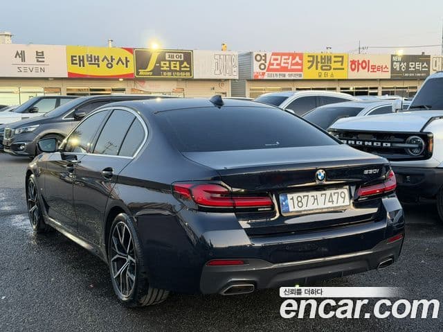 BMW 5 Series (G30) 2