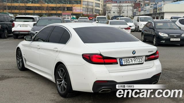 BMW 5 Series (G30) 2