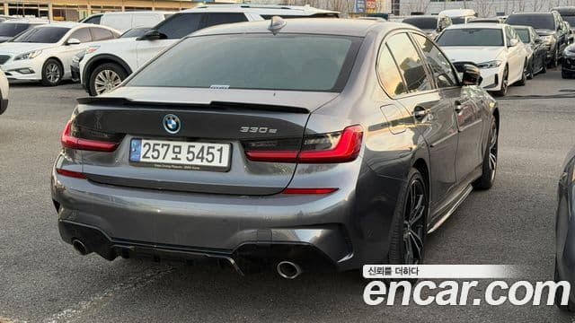 BMW 3 Series (G20) 2