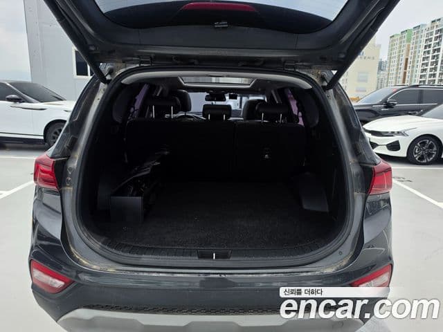 Hyundai Santa Fe TM 3