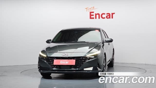 Hyundai Avante (CN7) 2