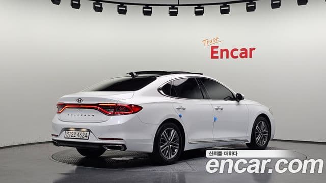 Hyundai Grandeur IG 2