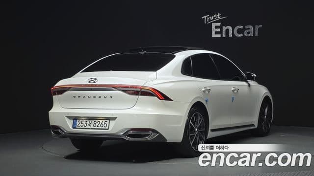 Hyundai The New Grandeur IG 2