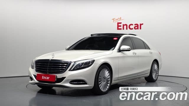 Mercedes-Benz S-Class W222