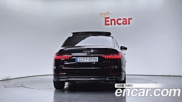 Audi A6 (C8) 4