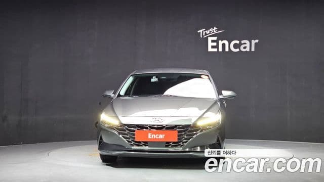 Hyundai Avante (CN7) 2