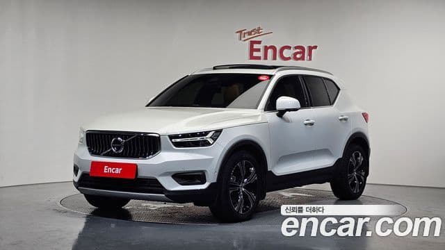 Volvo XC40 1