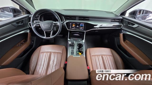Audi A6 (C8) 4