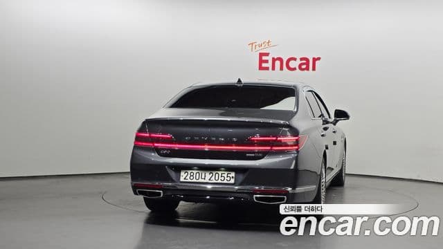 Genesis G90 3