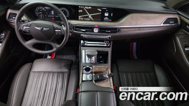 Genesis G90 4