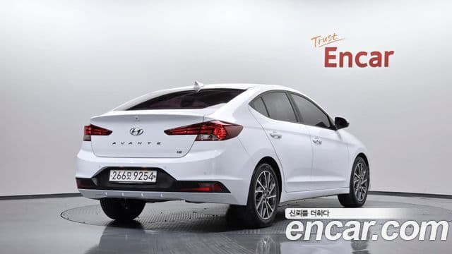 Hyundai The New Avante AD 2