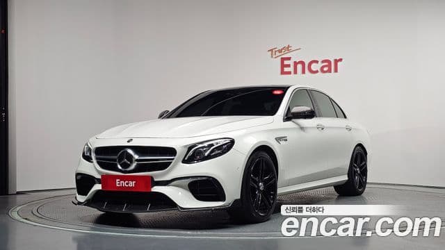 Mercedes-Benz E-Class W213 1
