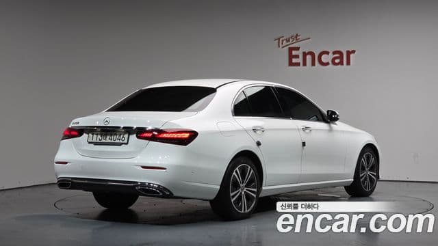 Mercedes-Benz E-Class W213 2
