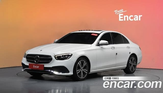 Mercedes-Benz E-Class W213 1