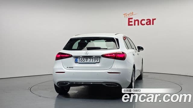 Mercedes-Benz A-Class W177 4