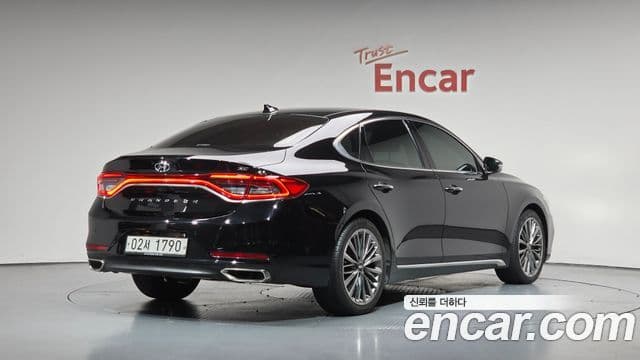 Hyundai Grandeur IG 2