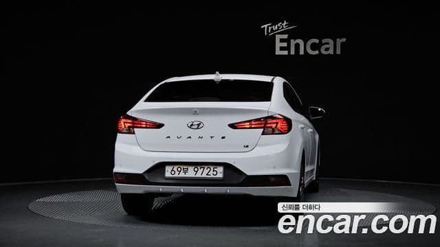 Hyundai The New Avante AD 3