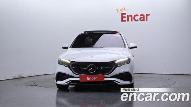 Mercedes-Benz E-Class W214 3