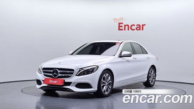 Mercedes-Benz C-Class W205 1