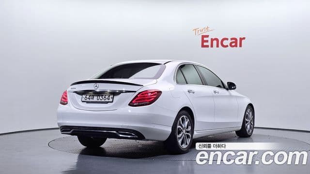 Mercedes-Benz C-Class W205 2